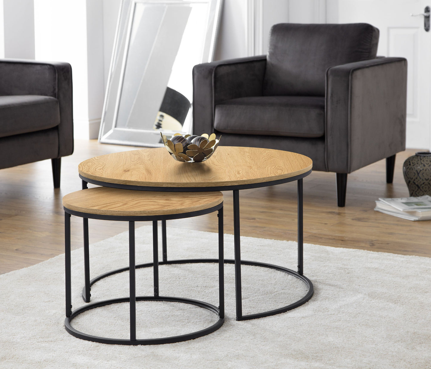 Bellini Round Nesting Coffee Table - Oak By Julian Bowen